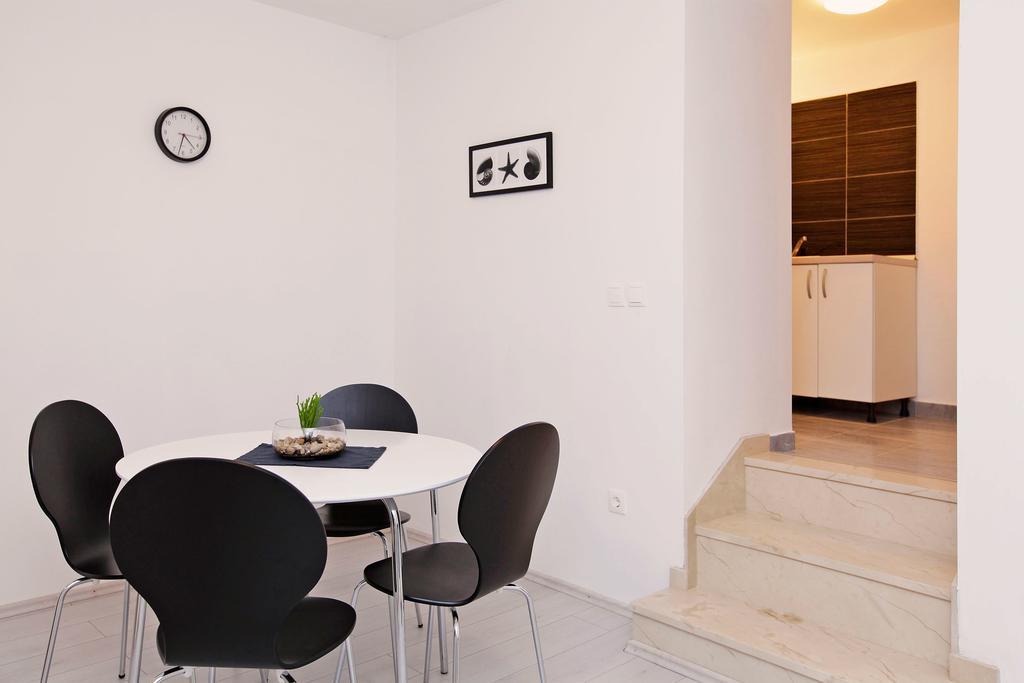 Apartments Park Vela Luka Habitación foto